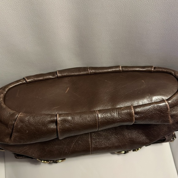 Coach bag! - Picture 3 of 4